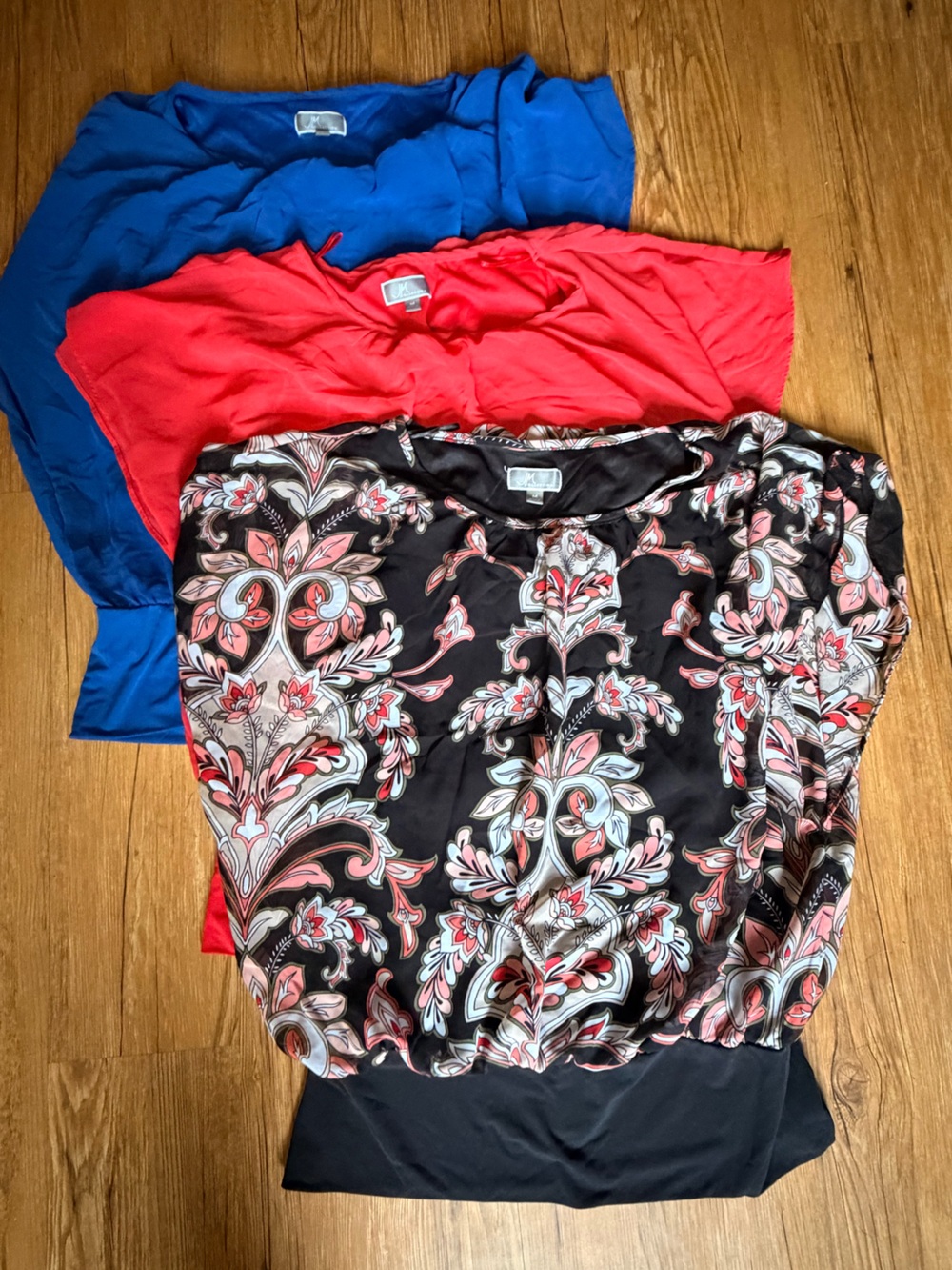 3 for 20!!JM Collection Floral Blouse in Black & Pink, red and blue Size Medium